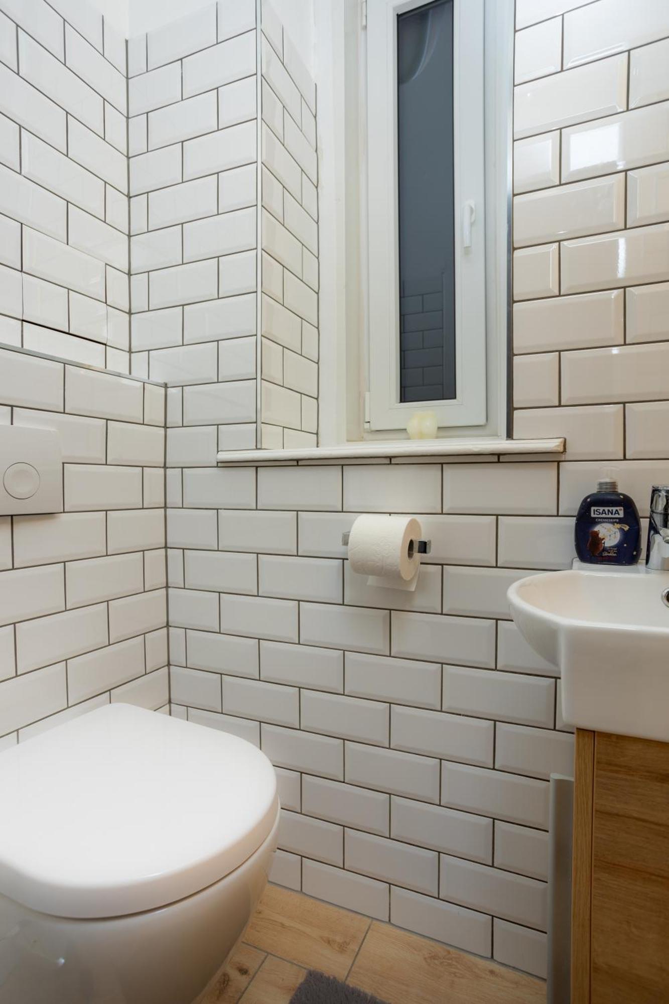 Zafire With Free Parking Apartment *
